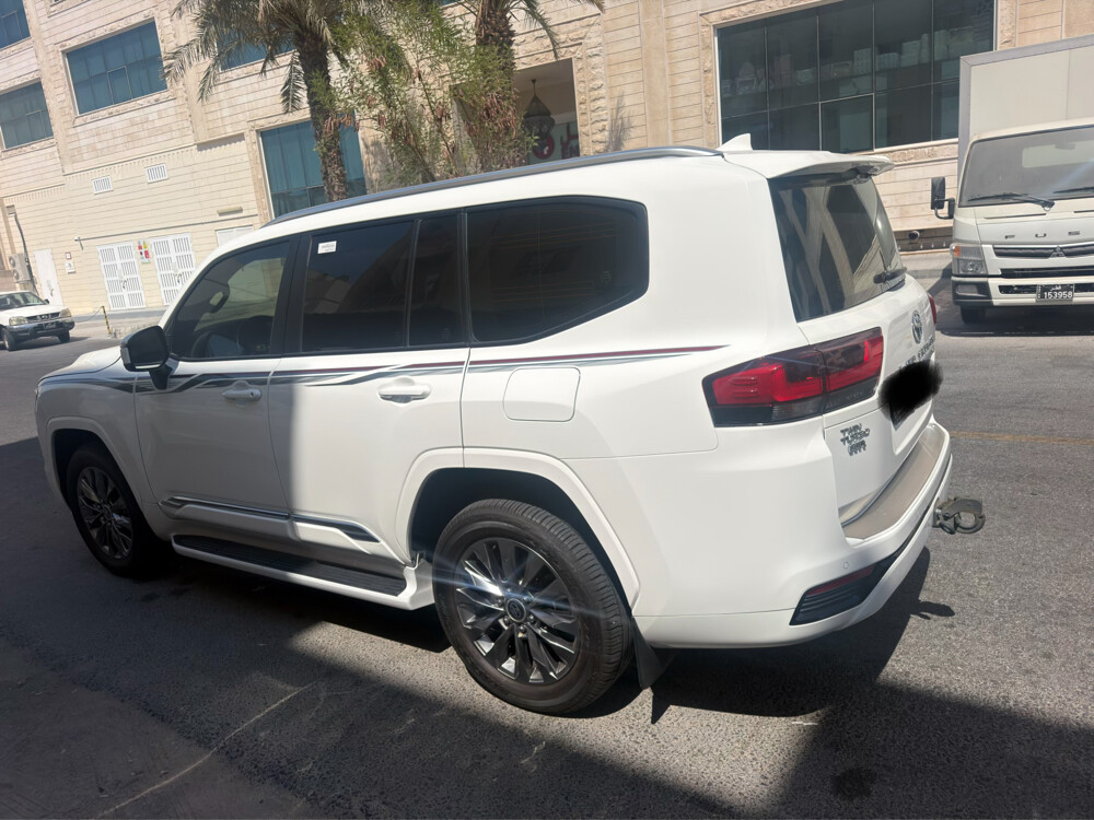 TOYOTA LAND CRUISER GXR TWIN TURBO  - 2