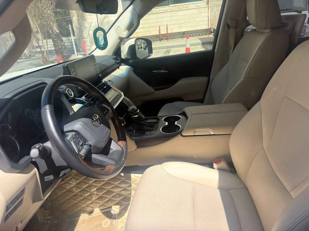 TOYOTA LAND CRUISER GXR TWIN TURBO  - 6