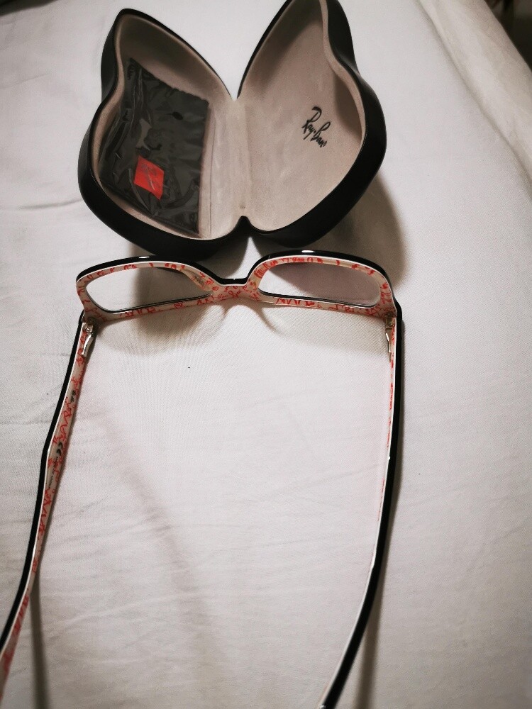 Ray-Ban Glasses - 3