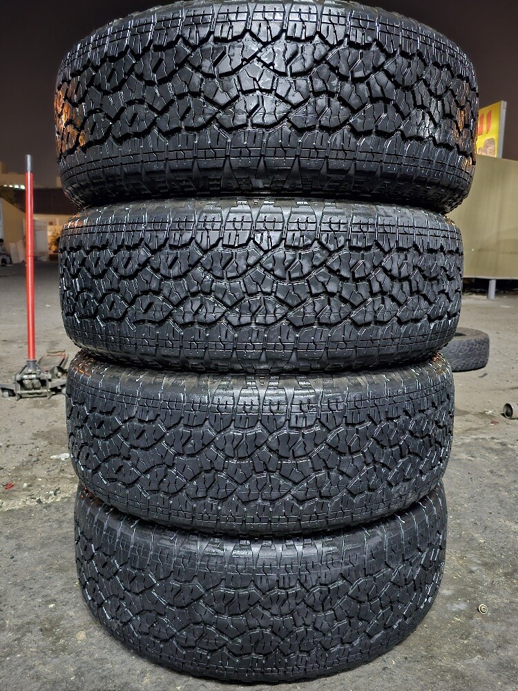 275-60-20,,, Goodyear brand - 12