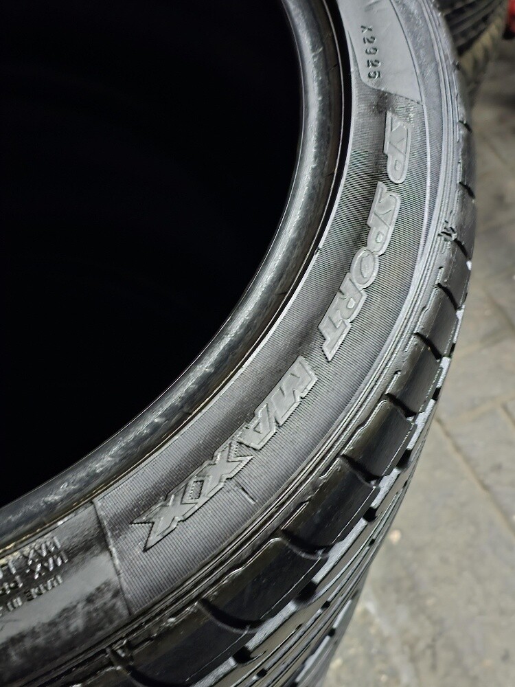 245-40-19,,,,275-35-19,,, Dunlop - 6