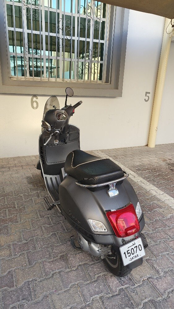 Vespa GTS 300 - 2