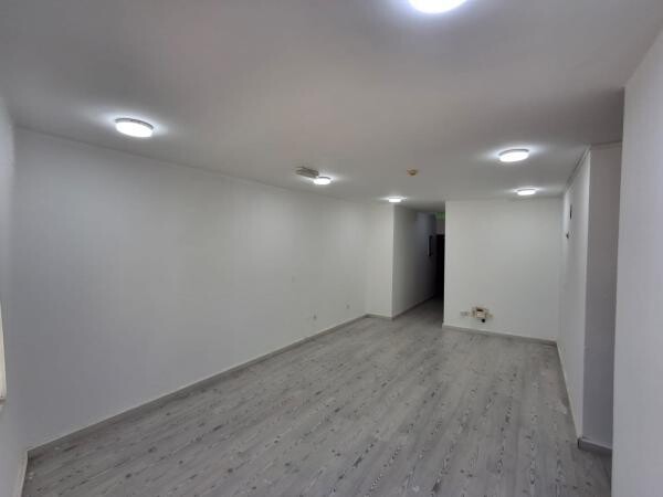 Administrative offices for rent 2&3 - 6