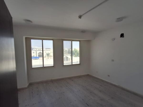 Administrative offices for rent 2&3 - 5