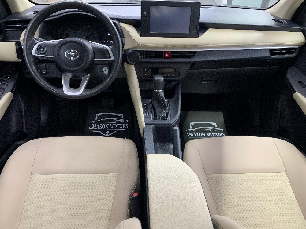 Toyota Yaris Automatic Sedan - 7