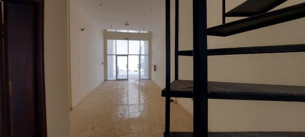 Commercial shop 100 meter - 9