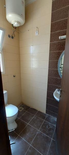 Commercial shop 100 meter - 7