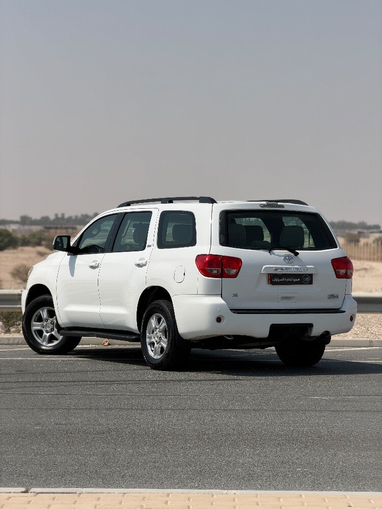 Toyota sequoia 2014 - 5