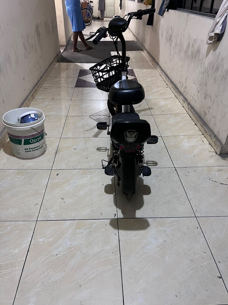 Electric scooter like new - 1