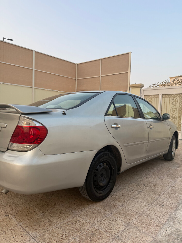 كامري ٢٠٠٥ - 2