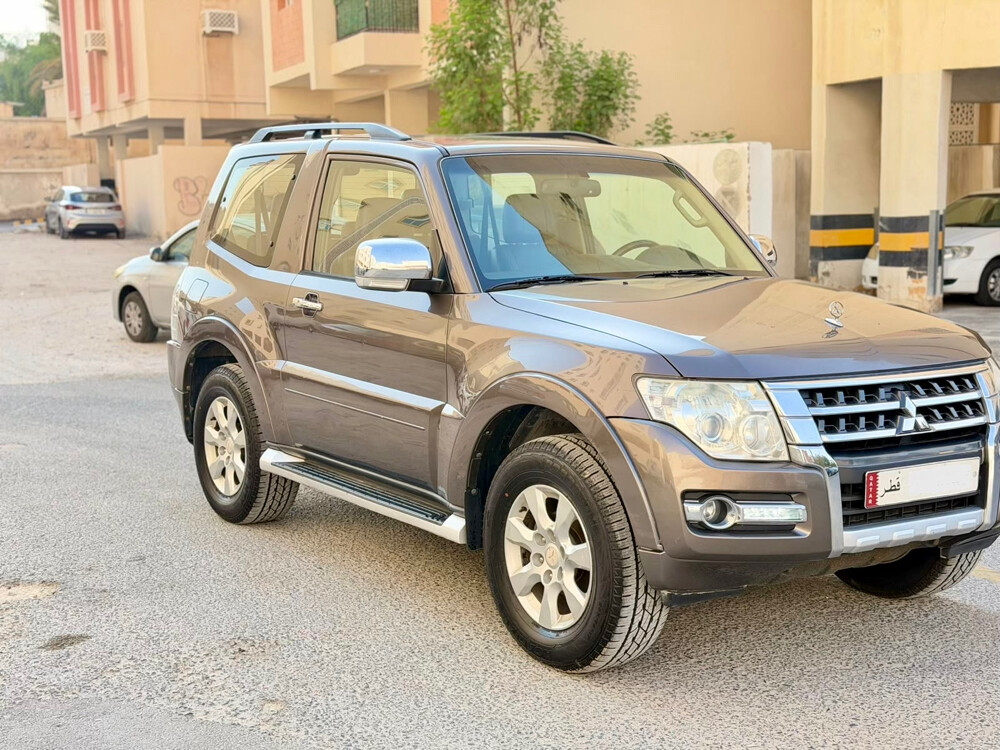 2015 Pajro 2 Door full option  - 3