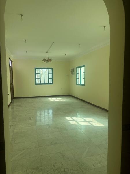 Villa for rent in Al-Aziziyah. - 1