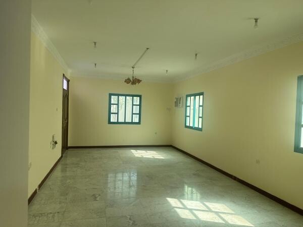 Villa for rent in Al-Aziziyah. - 4