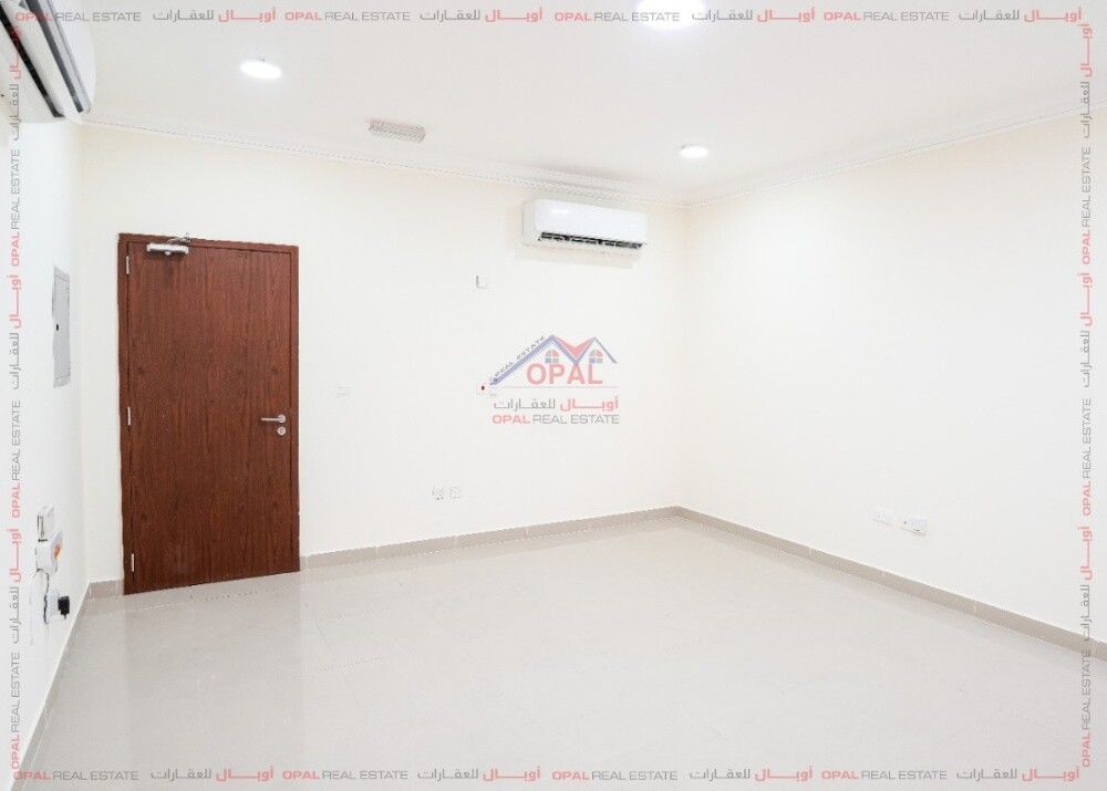 Apartment for rent in Al Aziziya - 1