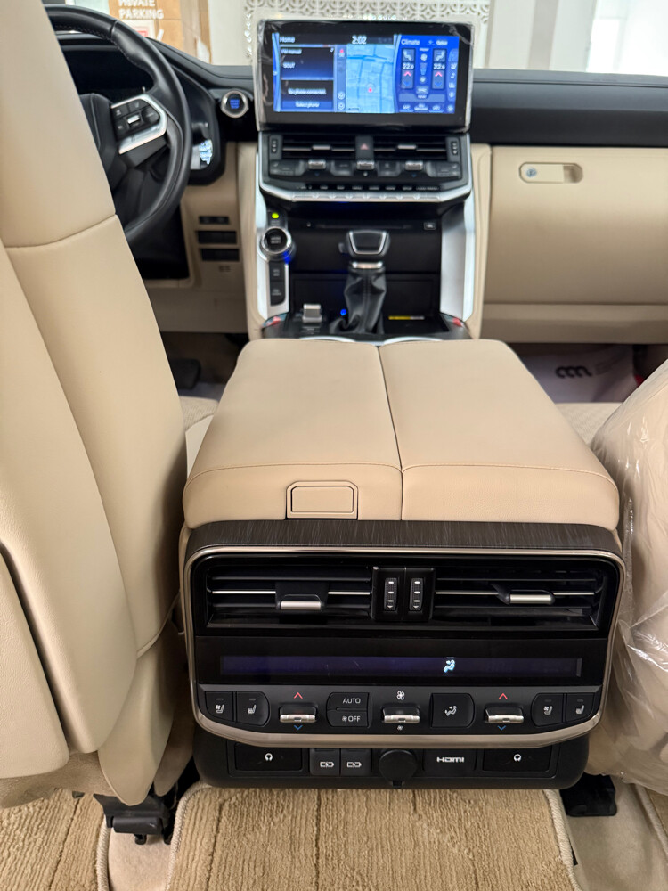 Landcruiser VXR Twin Turbo 24 - 12