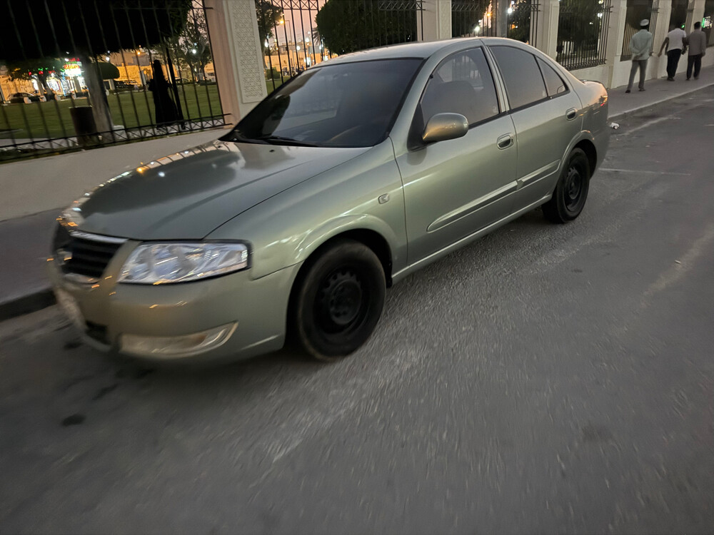 Nissan Sunny Korean model 2010 for sale. Mileage-258k estemara up to 27-10-2026 - 2