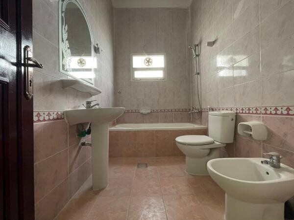 Villas for rent in Old Airport - 5