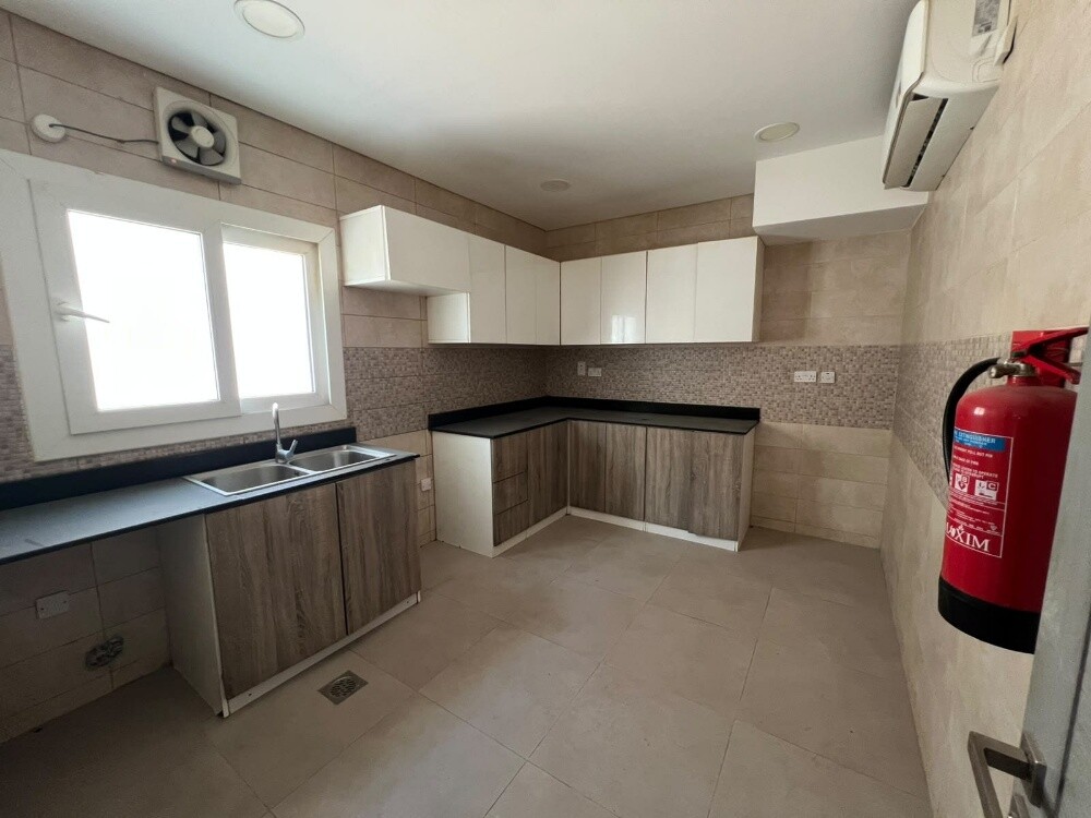 For rent a detached villa in Nuaija - 8