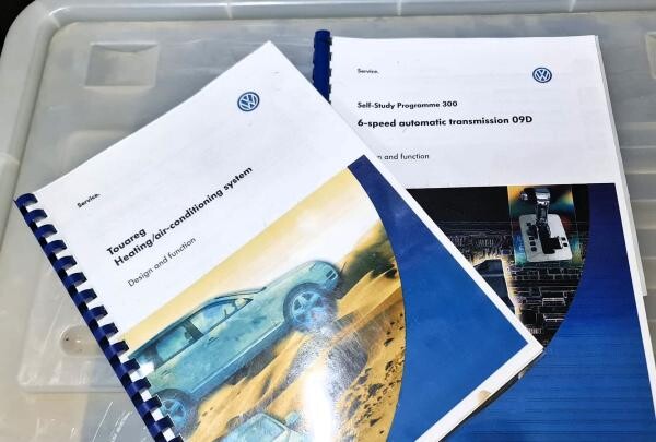 VW Touareg Plugs+Filters+Manuals - 5