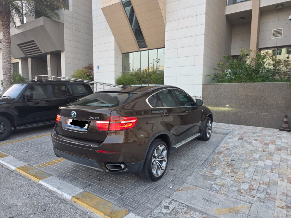 BMW X6 2013 – V8 4.4L  - 7