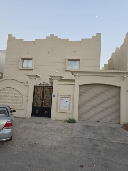 Villa for rent in Umm Qarn - 11
