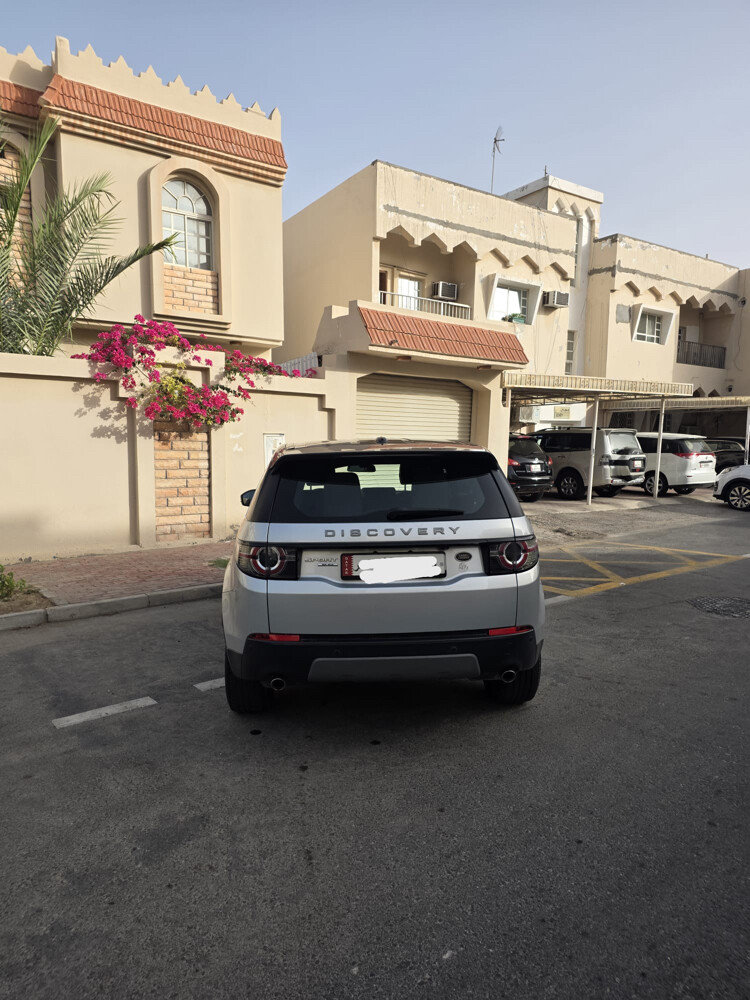 Land Rover Discovery Sport HSEsi4  - 10