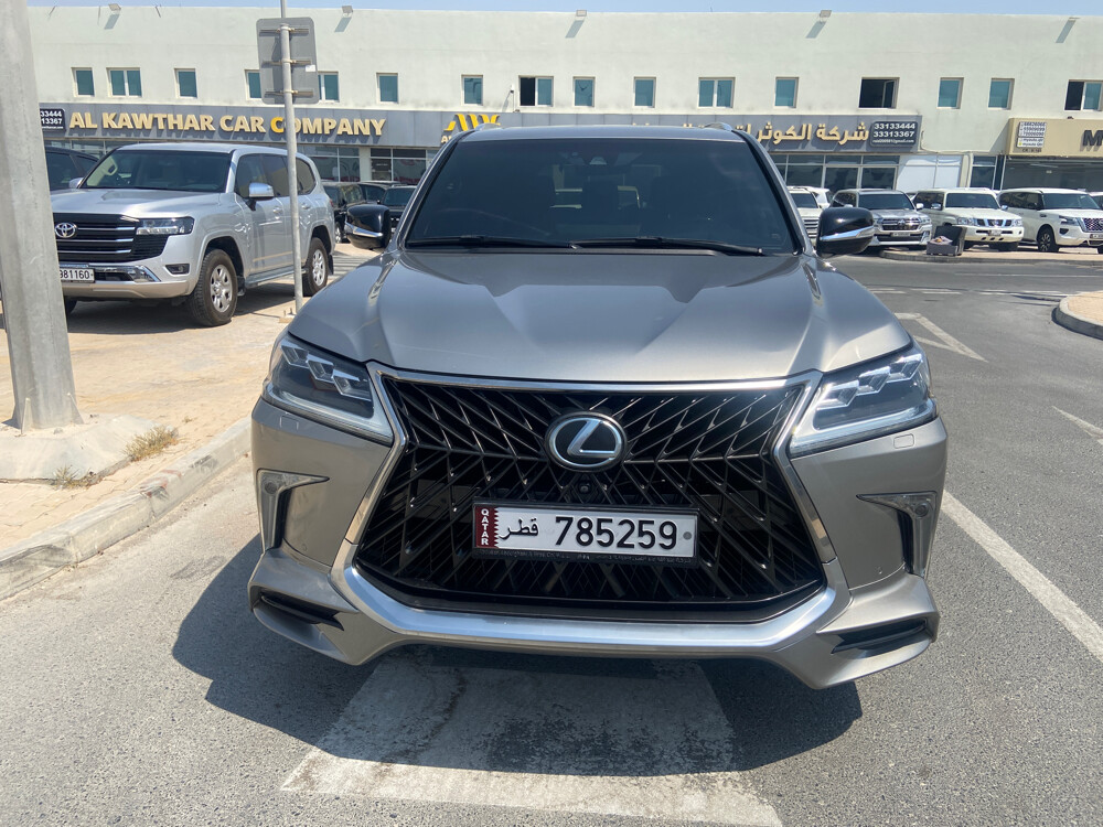 Lexus 2018 Titanium  - 1