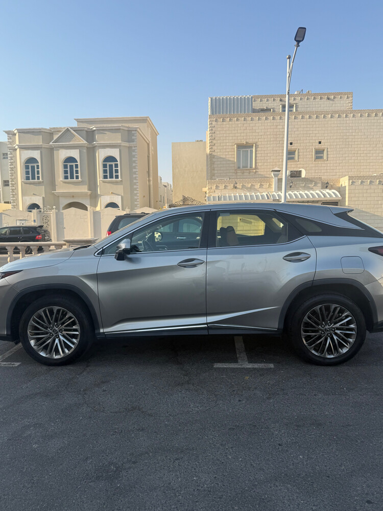لكزس ار اكس ٣٥٠ - 5