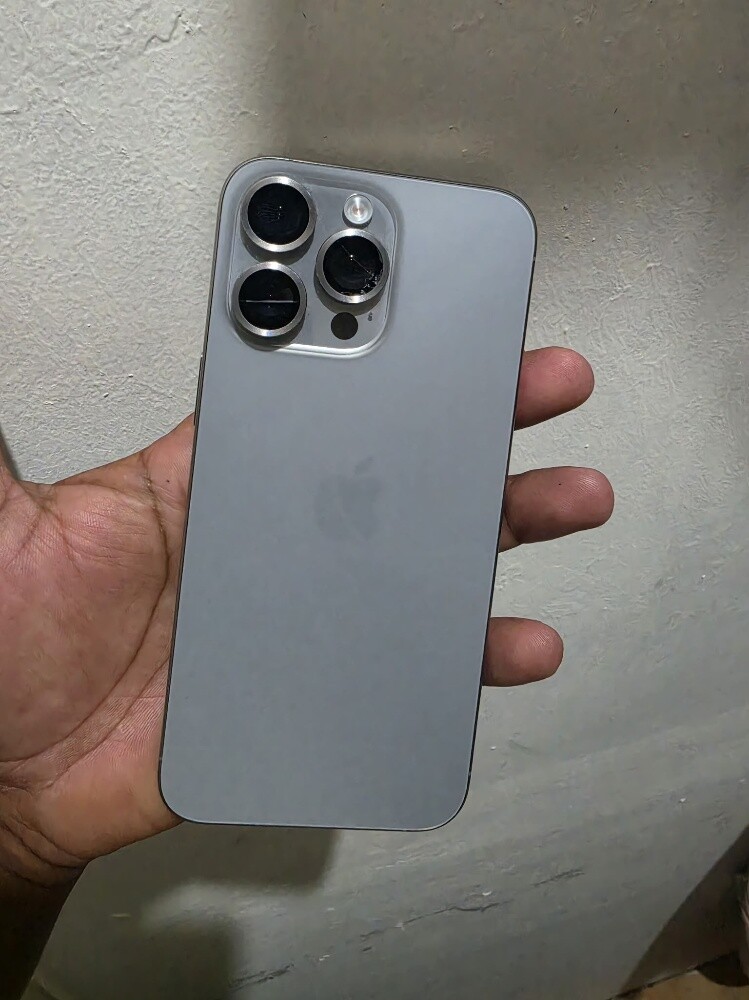 iPhone 15Promax - 3