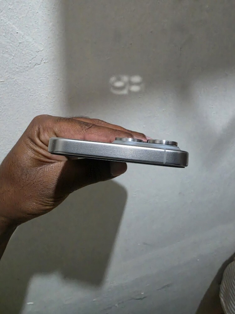 iPhone 15Promax - 1