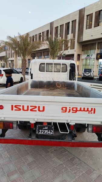 شاحنة إيسوزو للبيع موديل 2016 - 8