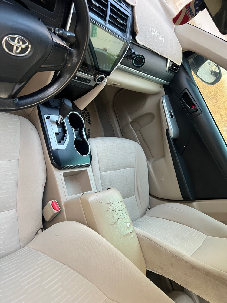 CAMRY 2017 ( Ungent Sale ) - 5