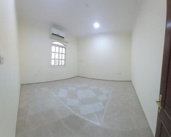 Villa-detached for rent 5 BHK - 12