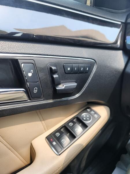 Mercedes-Benz 2011 E350 3.5L V6 - 10