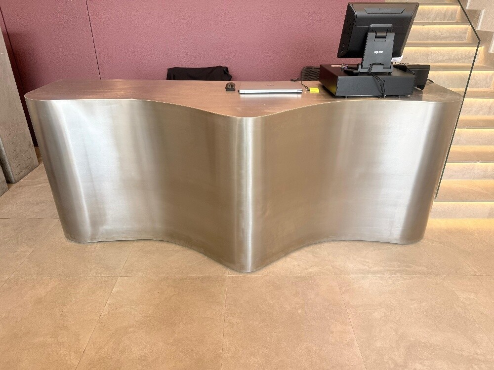 Cafe Stainless Steel Counter - 3