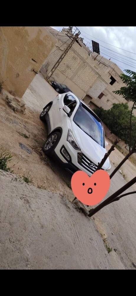 السيارة جاهزة نضيفه جدا - 3