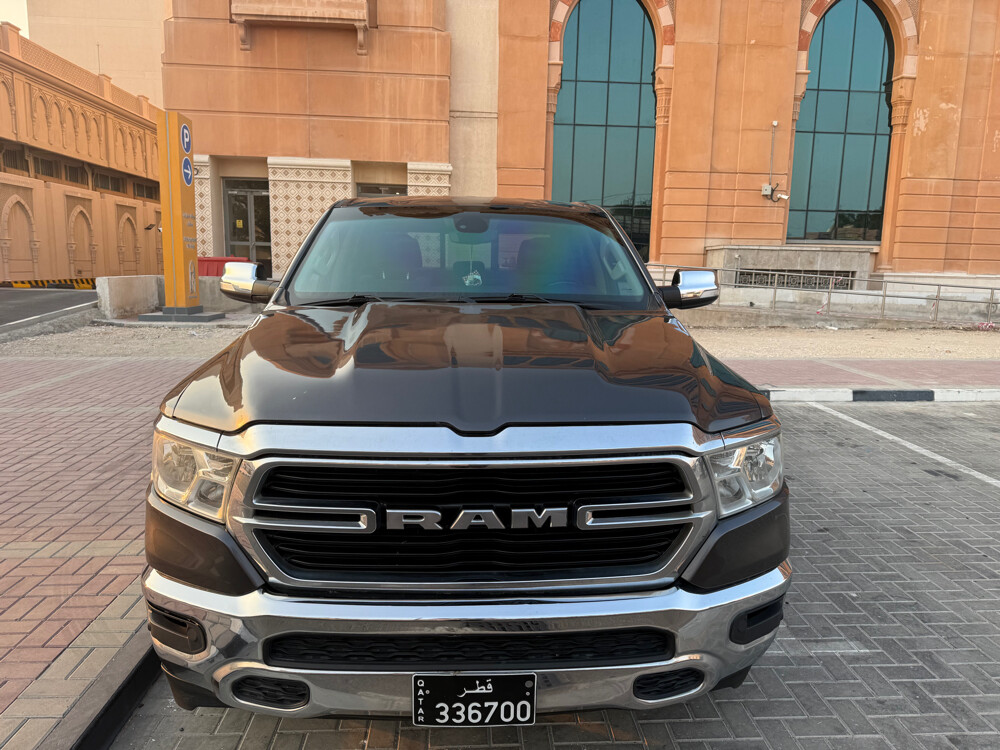 دوج رام بيج هورن هيمي ٥٧٠٠  - 14