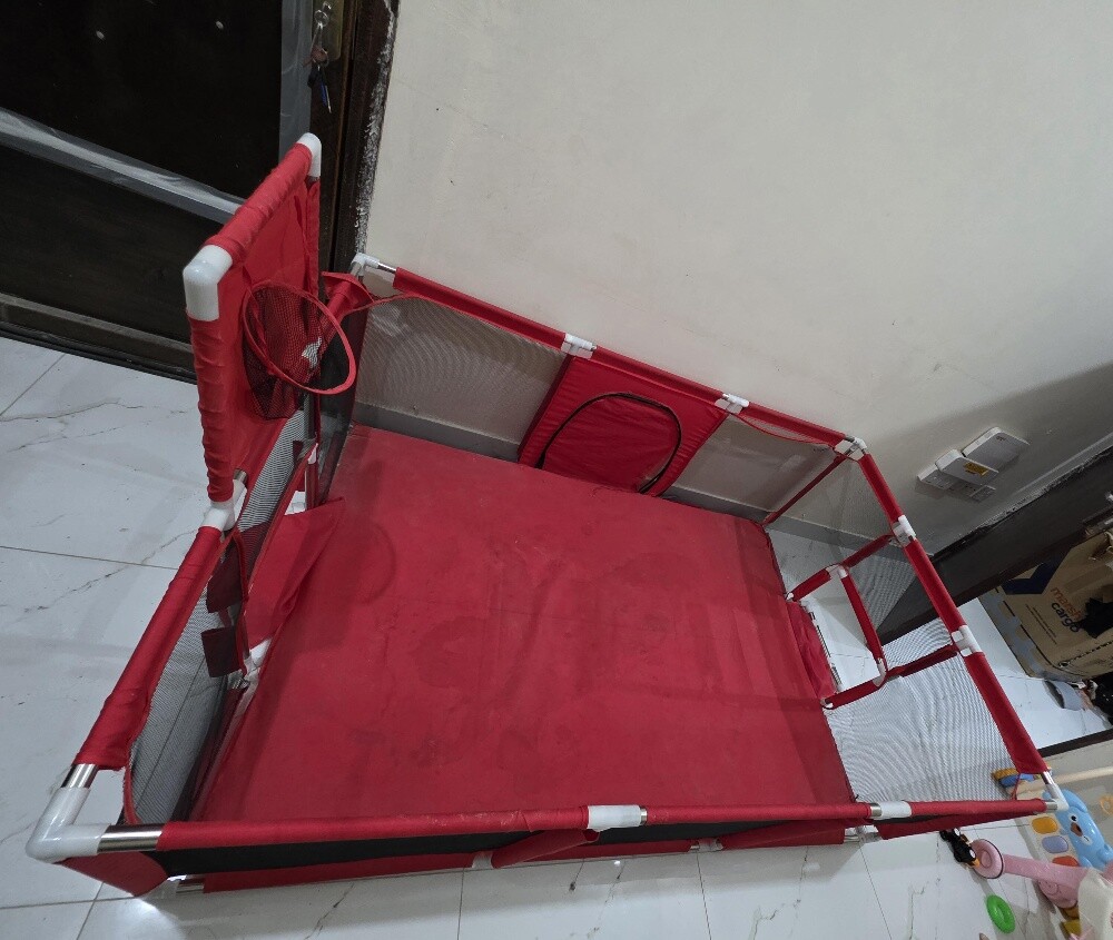 Baby playpen - 4