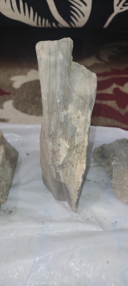 Premium Aquarium Rocks - 12