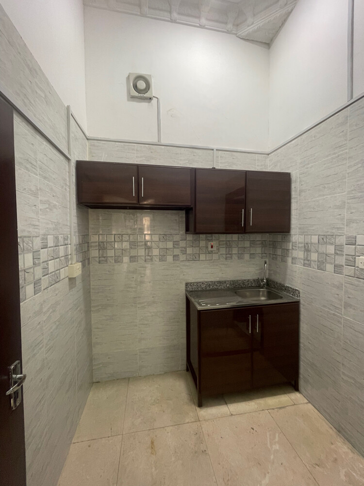 1 bhk separate entrance @ Al Murrah - 3