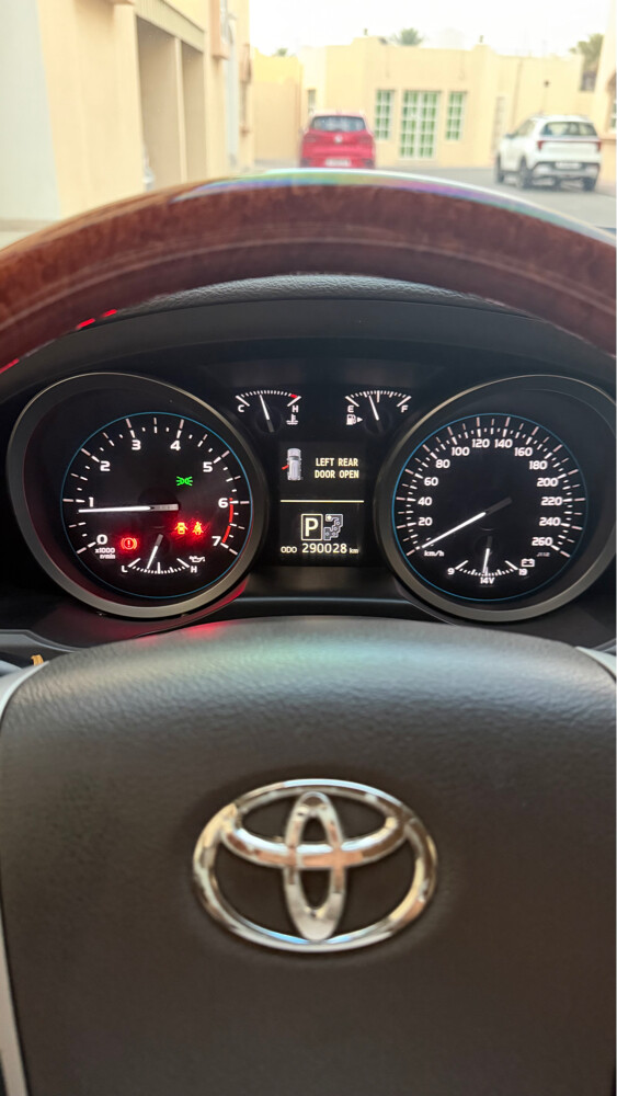 Land Cruiser vxr 2012 - 7