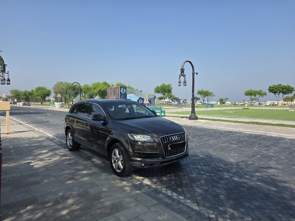 7-seats Audi Q7 – Full Option - 2
