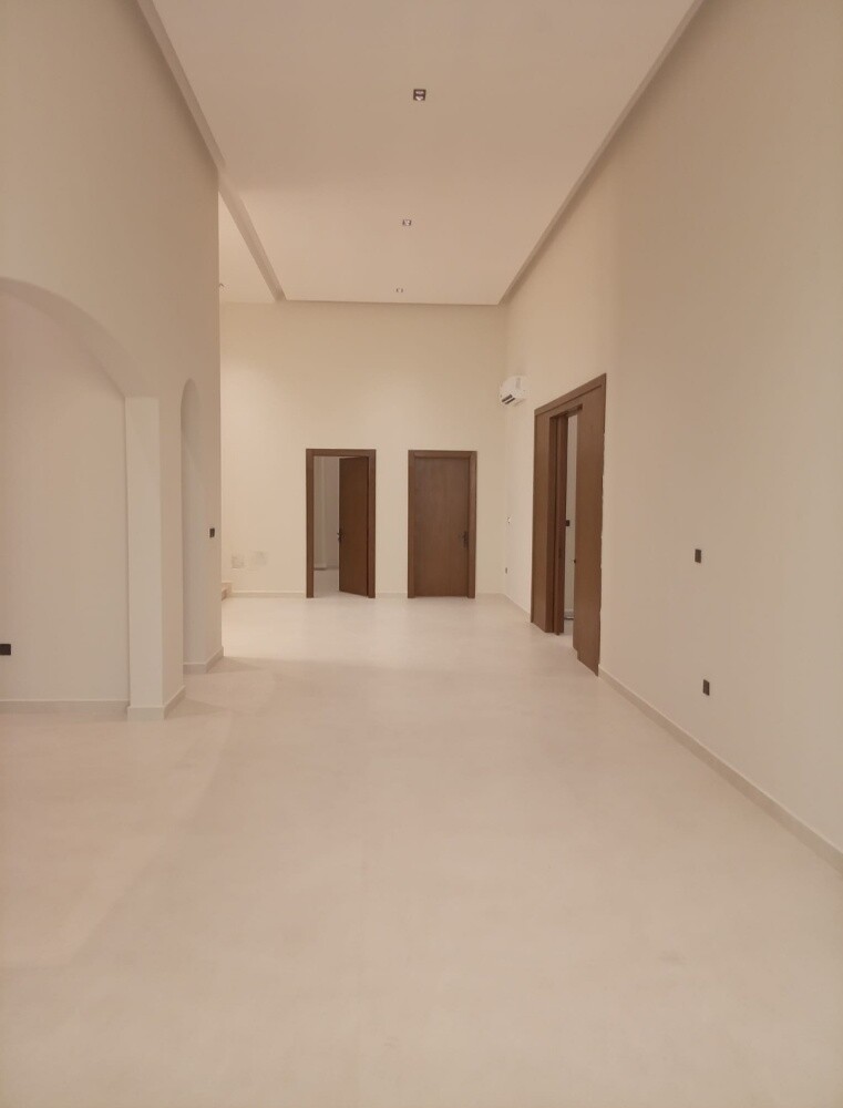 فلا سكنيه للإيجار في الوكير - 2