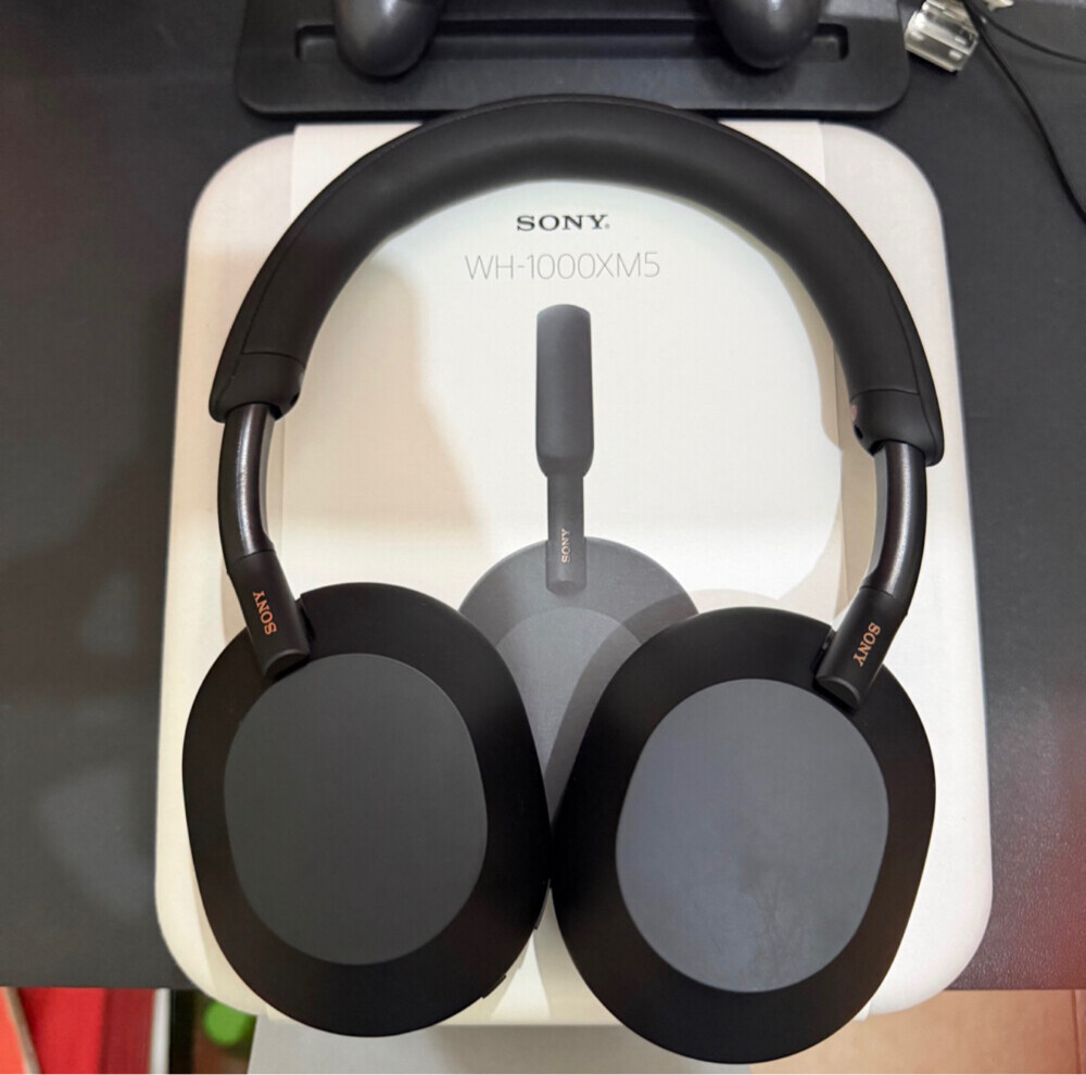 Sony MX5 Headphone - 1