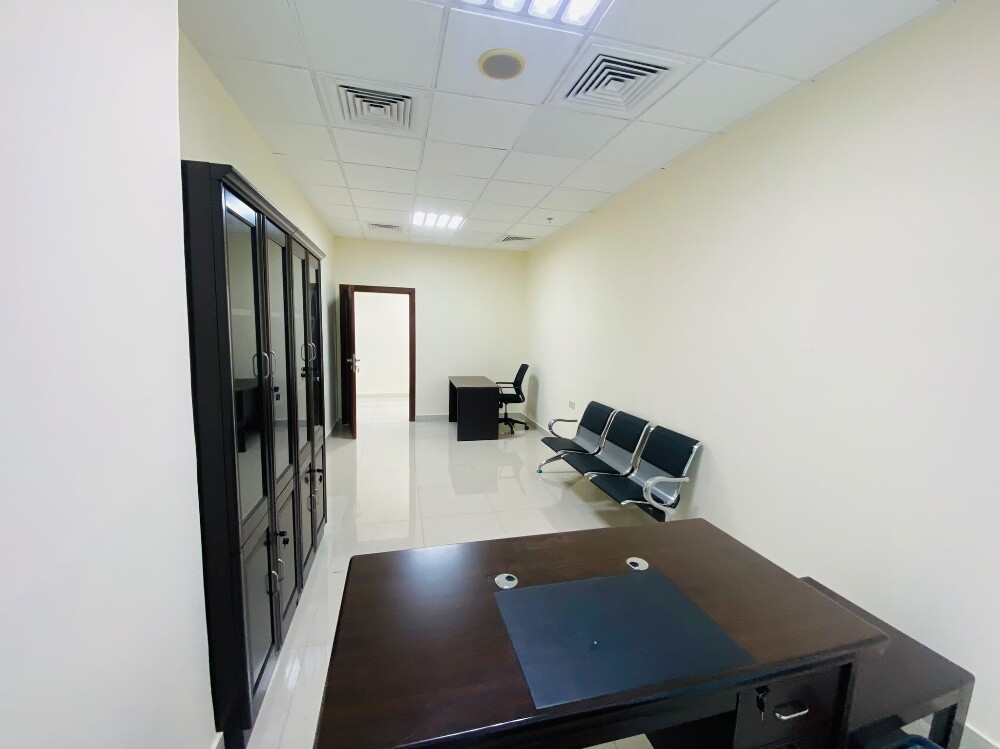للإيجار مكاتب في المنتزه - 2