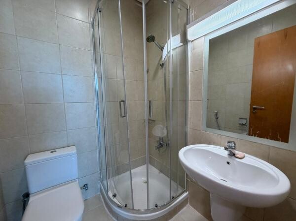 SEA VIEW FF 2BHK | ZIG ZAG - 12