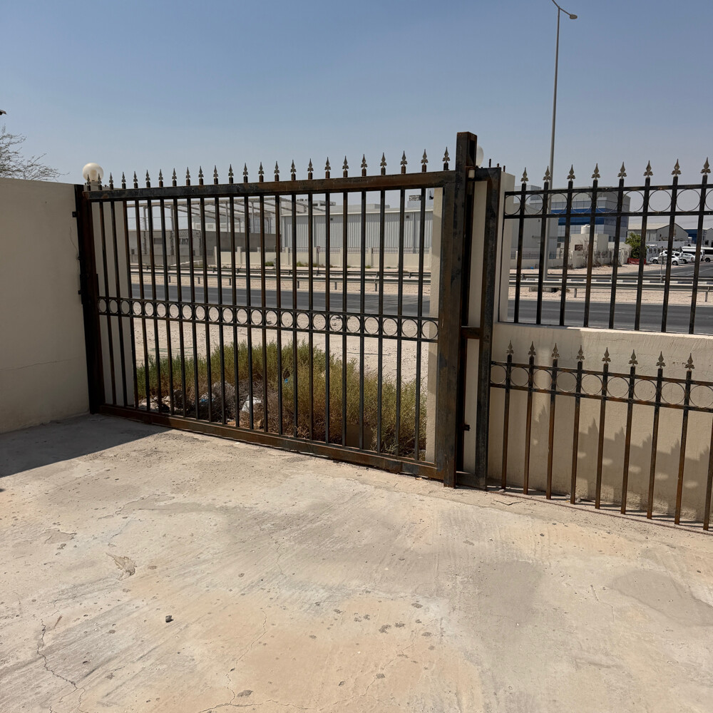 للايجار استور مغطي بركة العوامر - 4