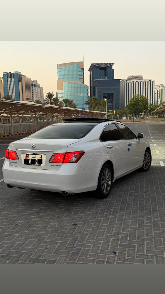 لكزس اي إس 350 موديل 2008 - 1