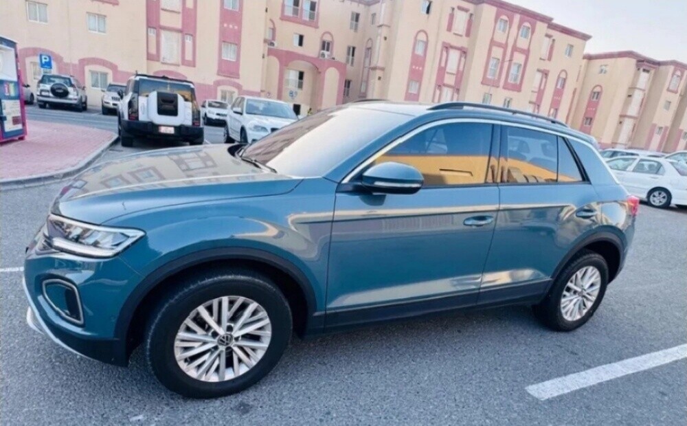 Volkswagen T-ROC 2023 (low mileage) - 4