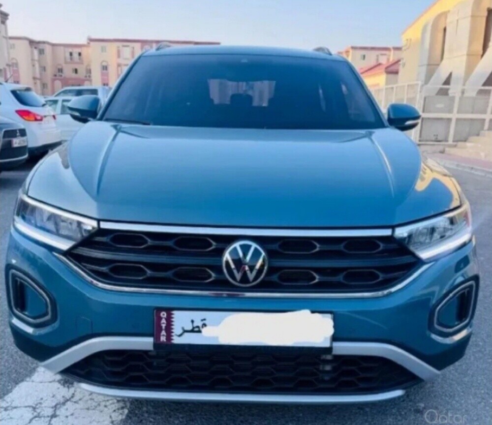 Volkswagen T-ROC 2023 (low mileage) - 1
